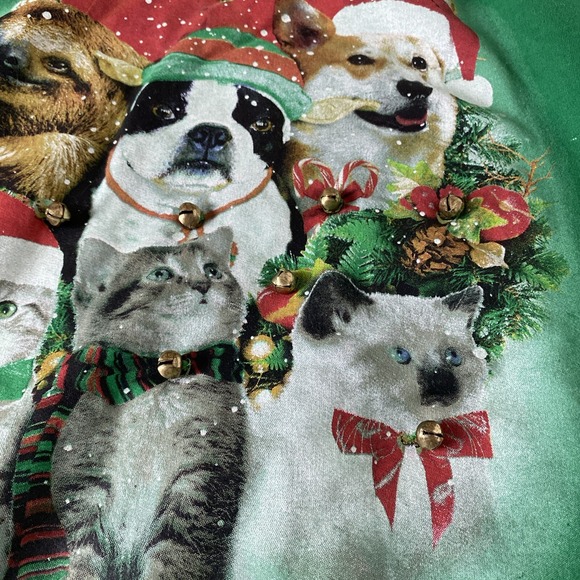 Fifth Sun Christmas Holiday Womens XL sweatshirt Cats & Dogs Sloth Green Fleece - Picture 4 of 12